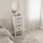 Vintage Byrå med Mönstrade Fronter – 5 Lådor