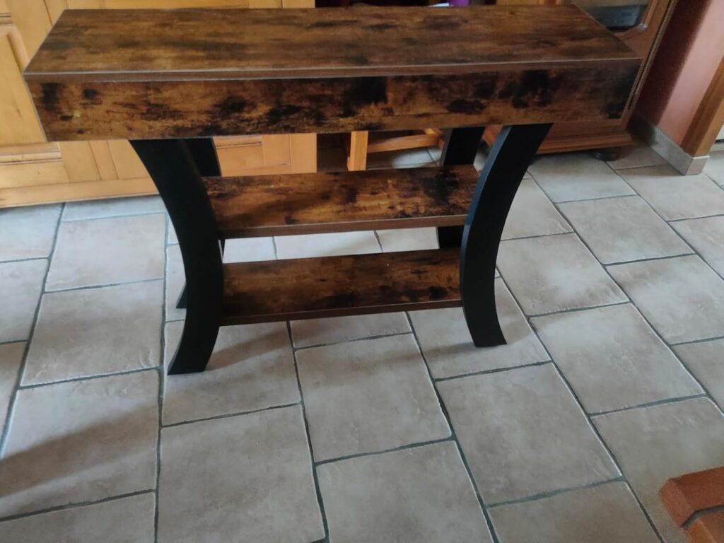 Image #1 from Malin B.