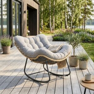 Stor Gungande Loungefåtölj i Konstrotting – Tjock Dyna – För Inomhus och Utomhus