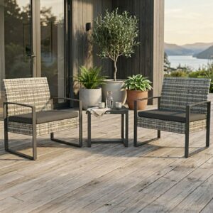 Elegant Trädgårdsset i 3 Delar - 2 Stolar med Dynor och Soffbord i Konstrotting – Grå